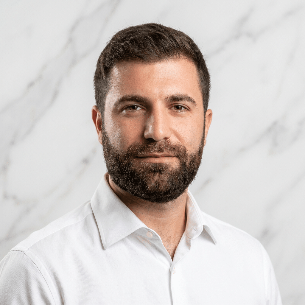 Dr. Jose Alberto Pinzon oftalmologista